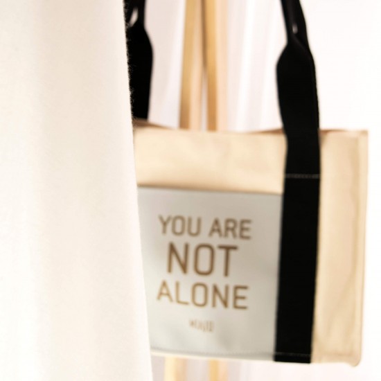 Yazılı Deri Cepli Kanvas Tote Bag, Orta Boy Kadın Çantası, 35x25 Cm, Iç Cepli, You Are Not Alone